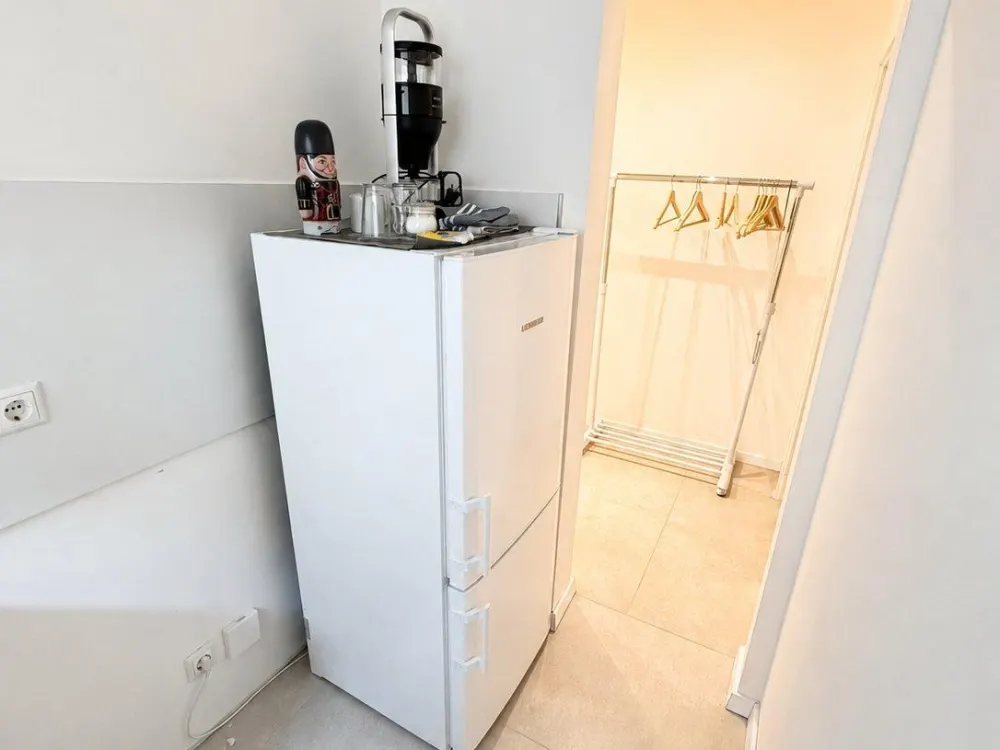 Furnished 1-Room Apartment Balcony & Parking Space, Schwachhausen