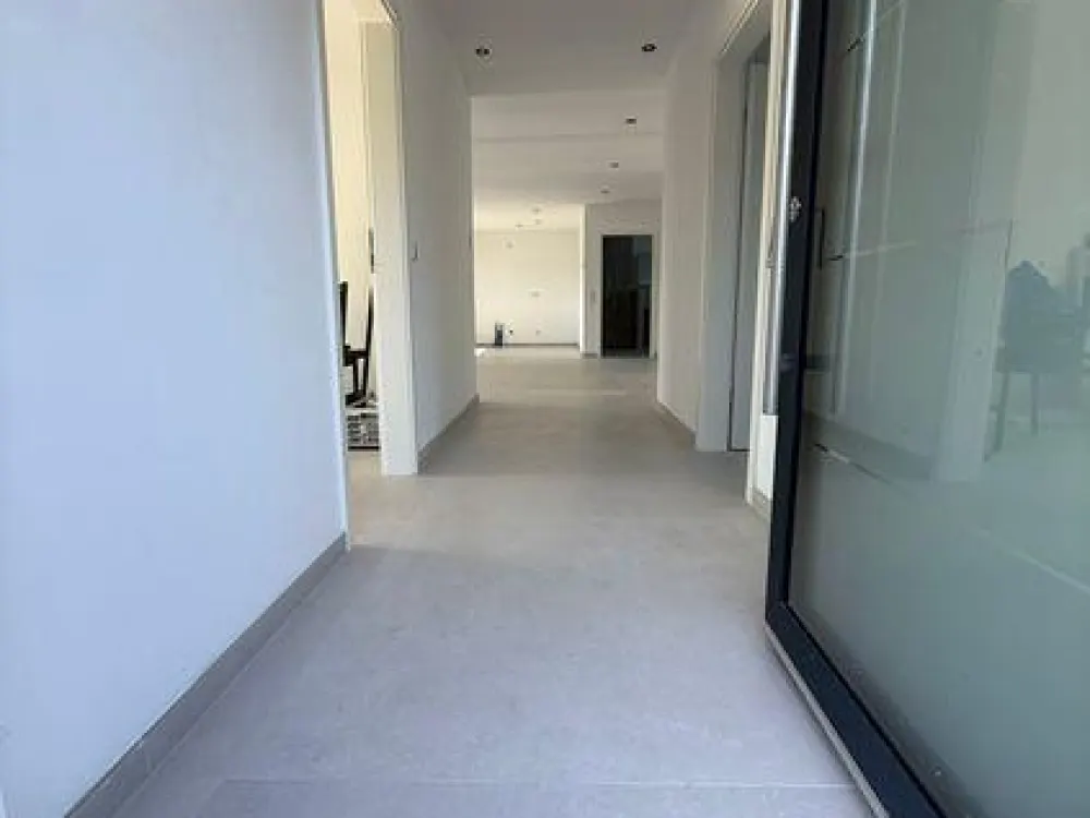 Erstbezug 4 Zimmer Wohnung Neubau