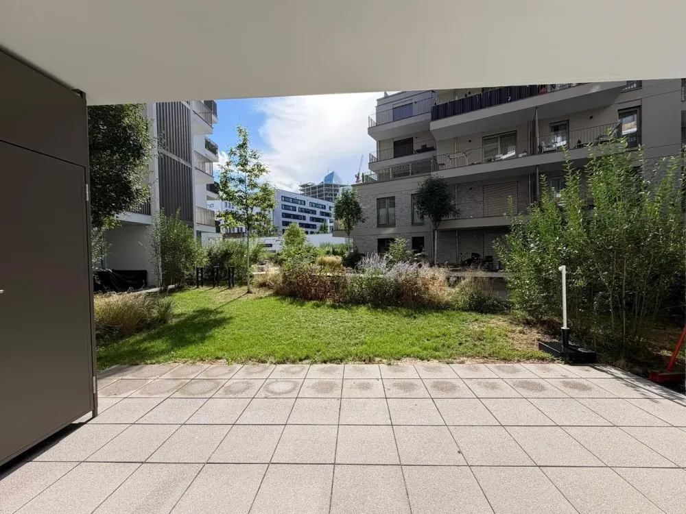 Neuwertige 2-Zimmer-Wohnung mit großer Terrasse - Frankfurt Ost