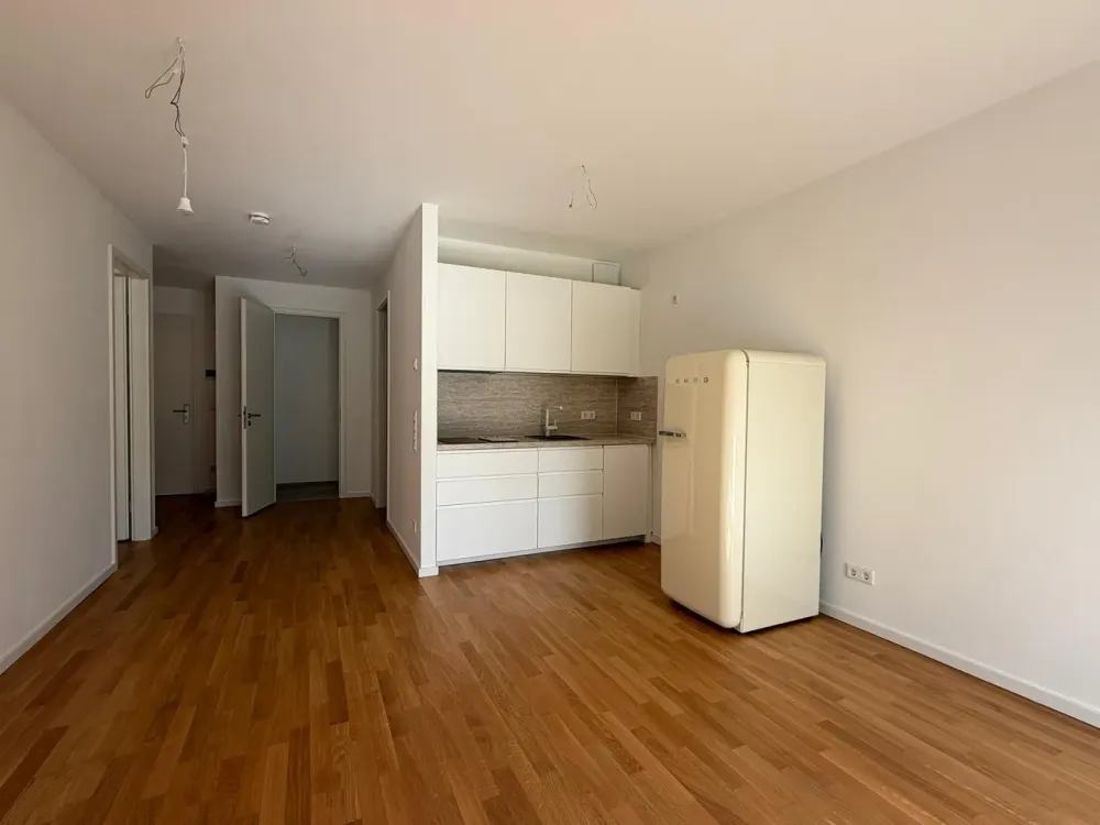 Neuwertige 2-Zimmer-Wohnung mit großer Terrasse - Frankfurt Ost
