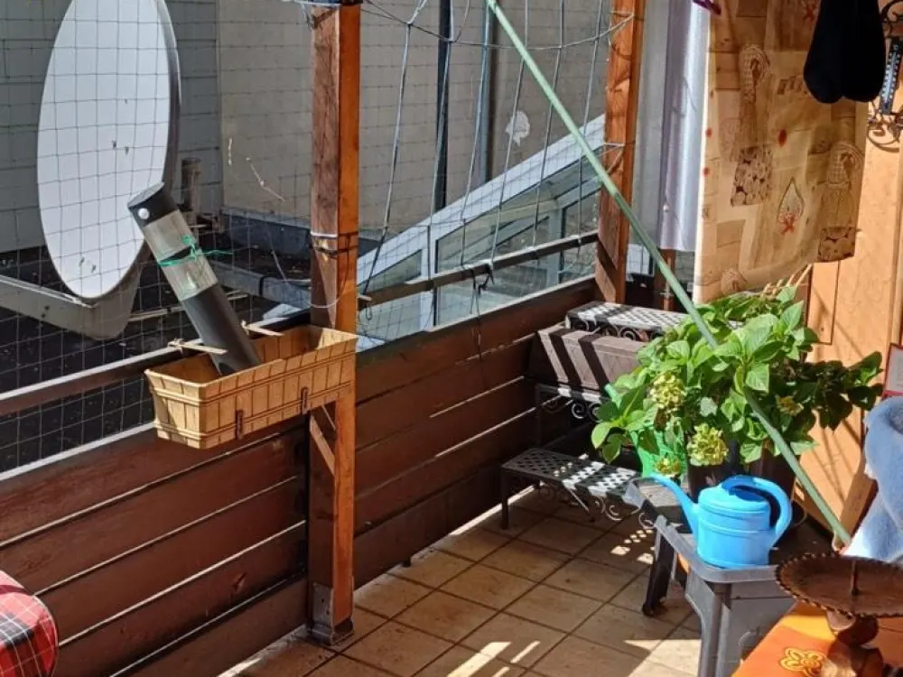 2 Zimmer Küche Bad mit Balkon