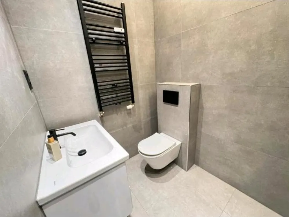 Luxus 2 Zimmer EG Wohnung mit Küche in Krefeld zu vermieten!