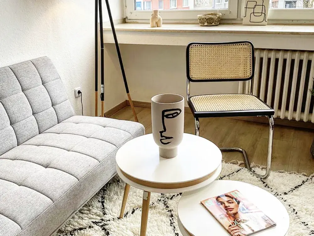 Kernsaniertes (2021) und möbliertes Apartment mit Internet im Agnesviertel, zentrale Lage in Köln