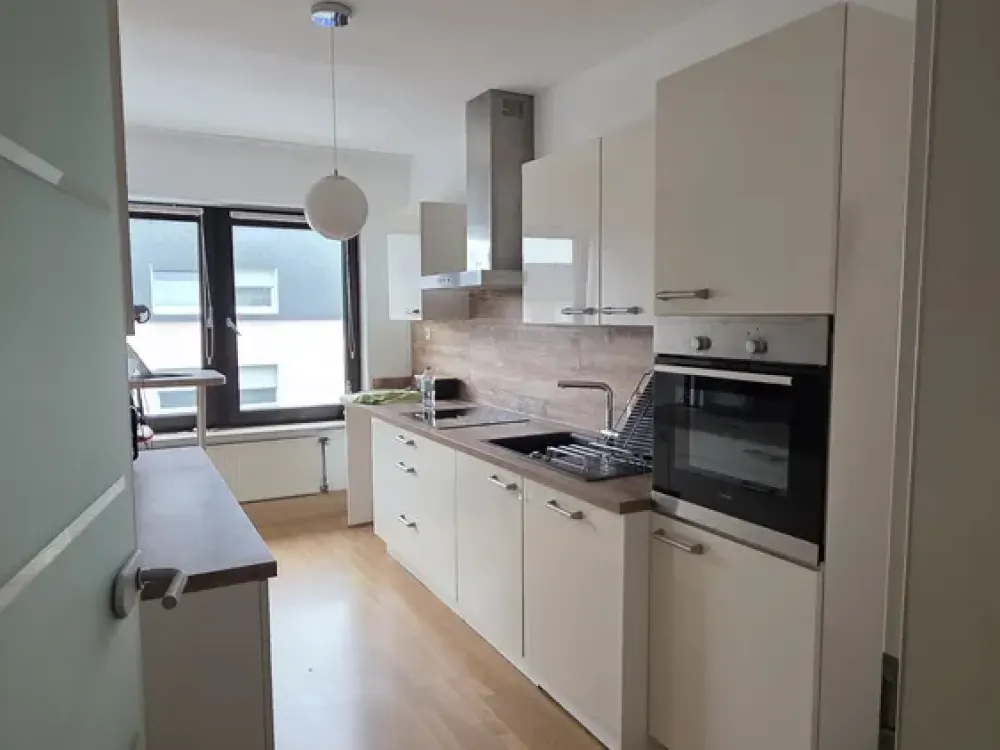 Zuhause mit drei Zimmern in Leverkusen