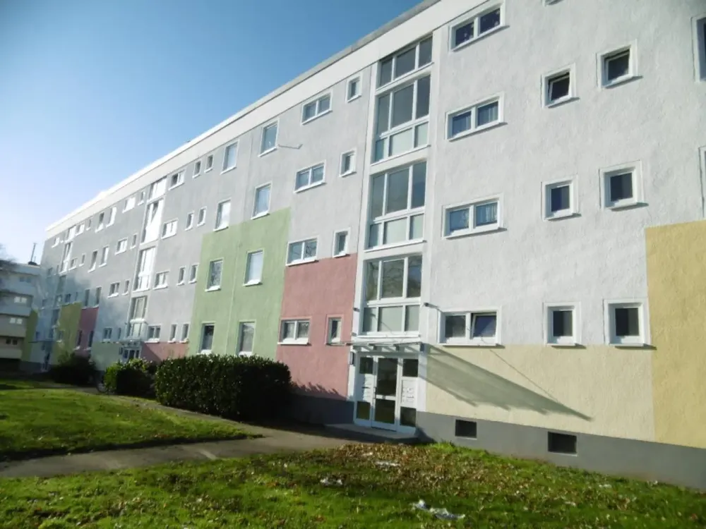 3 Zimmerwohnung mit LAMINAT!!!!!!