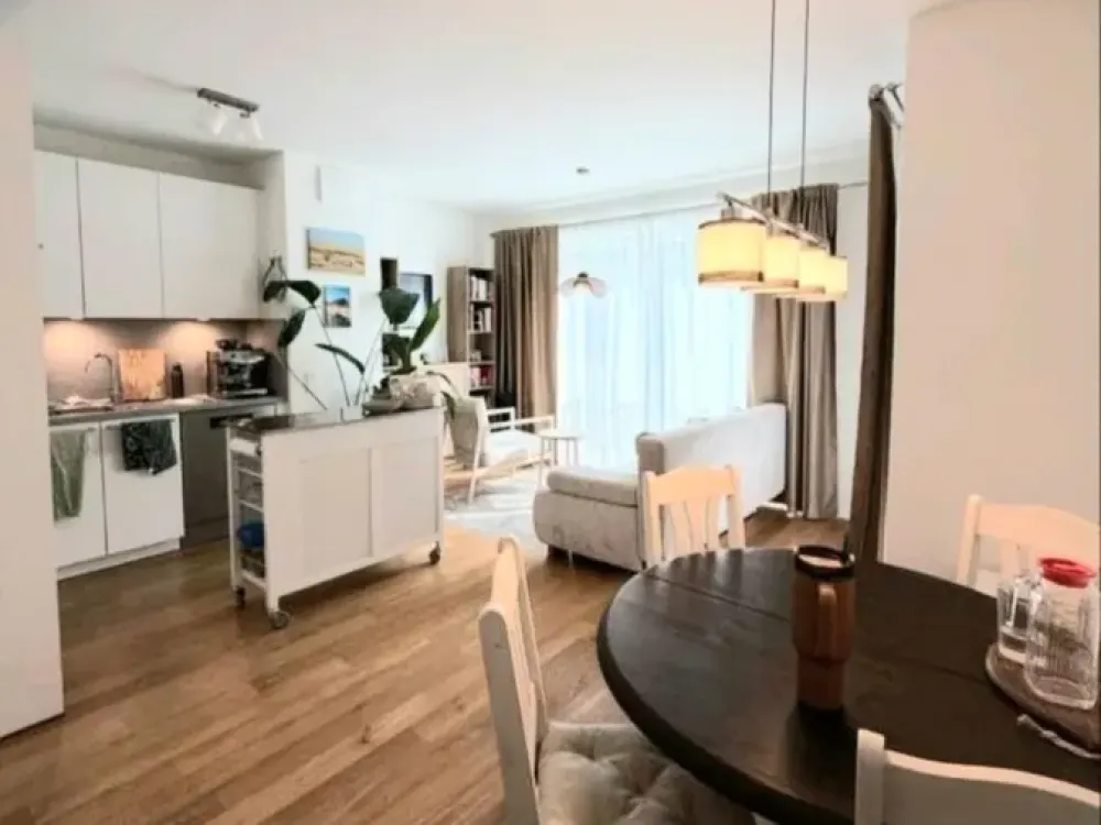 Zuhause mit 2 Zimmern und Balkon in Hamburg-Eidelstedt