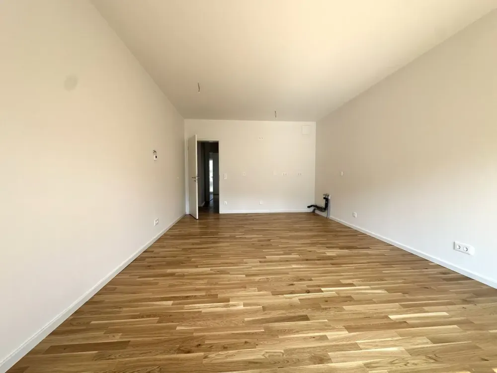 **Erstbezug** Helle 3-Raum-Wohnung mit Balkon in Dresden-Friedrichstadt