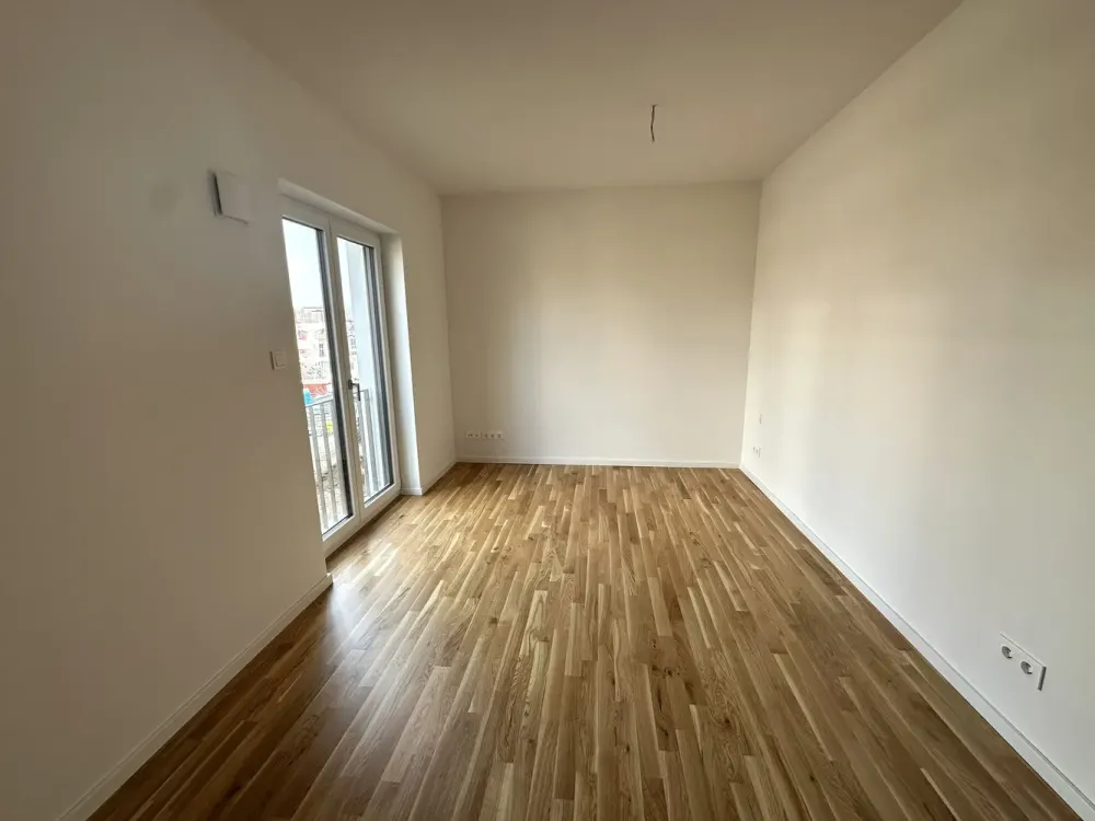 **Erstbezug** Helle 3-Raum-Wohnung mit Balkon in Dresden-Friedrichstadt