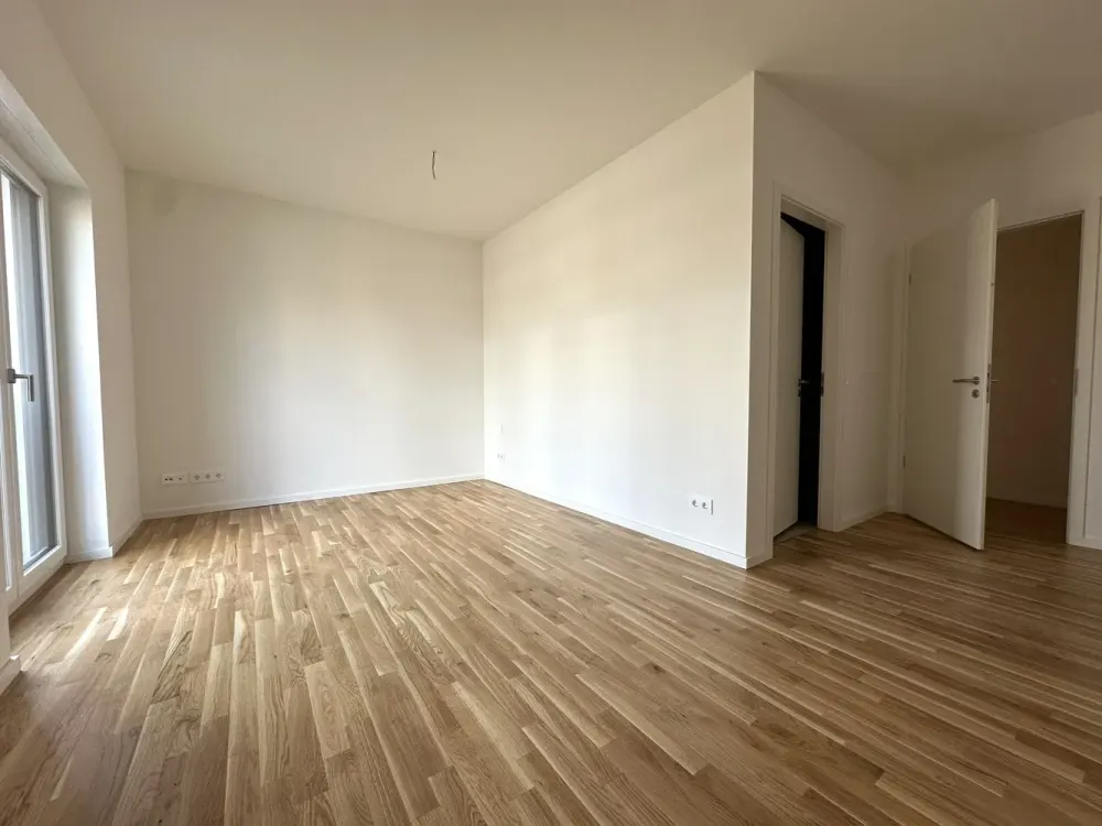 **Erstbezug** Helle 3-Raum-Wohnung mit Balkon in Dresden-Friedrichstadt