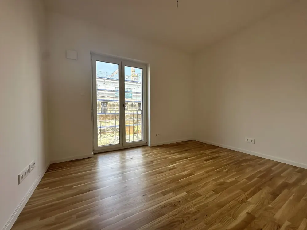 **Erstbezug** Helle 3-Raum-Wohnung mit Balkon in Dresden-Friedrichstadt