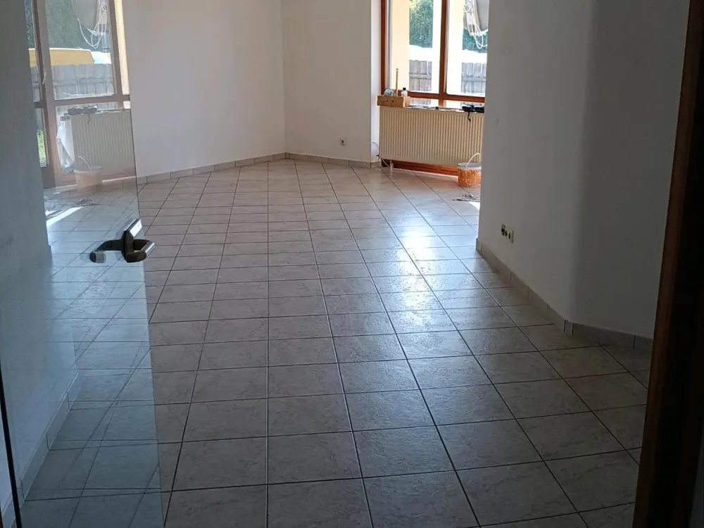 3 Zimmer Erdgeschoß Wohnung mit Garten