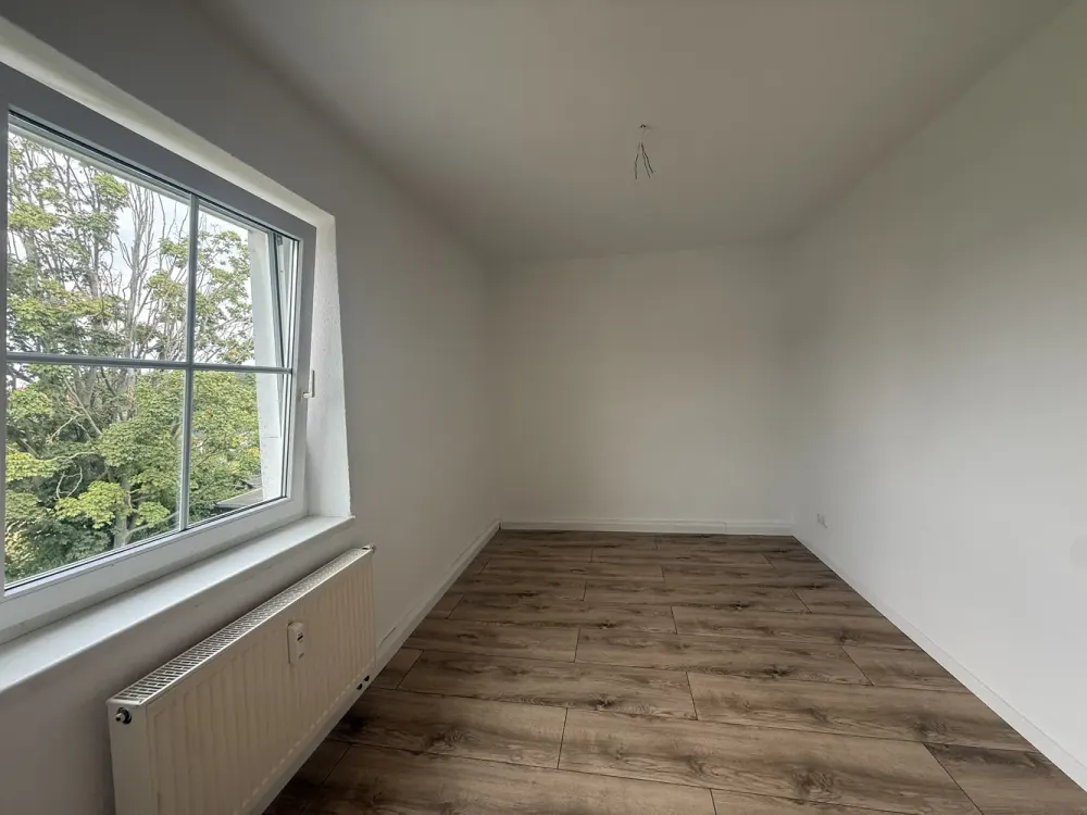 sanierte 3-Raumwohnung in ruhiger Lage in Böhlen - AS 1 / WE 04