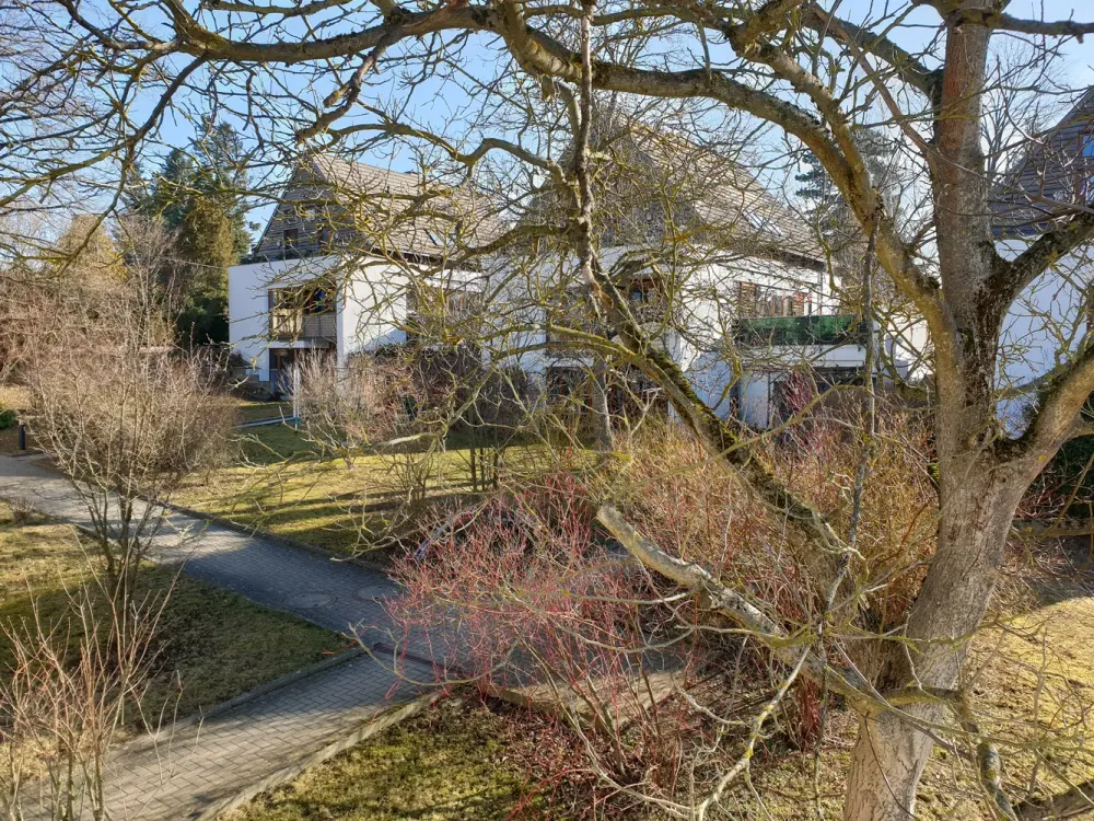 Gepflegte 3-Zimmer Maisonette-Wohnung mit Dachterrassen und Natur pur!