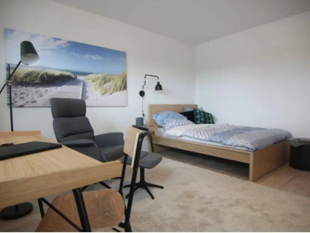 Voll möbliertes Apartment inkl. TG-Stellplatz am BHF von Langen