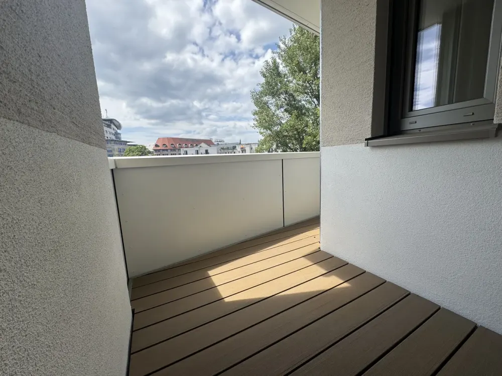 Hier findet jeder seinen Platz: 2-Zimmer-Wohnung mit Balkon im Erstbezug