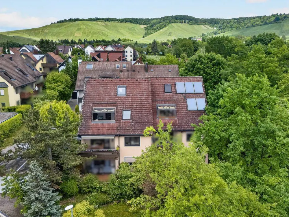 GEHRENWALD - Durchdachte 3,5-Zimmer-Maisonette mit Balkon & Außenstellplatz in Stuttgart-Gehrenwald