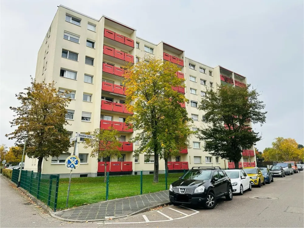 !Frisch sanierte 1-Zimmerwohnung ab sofort in Kesselstadt!