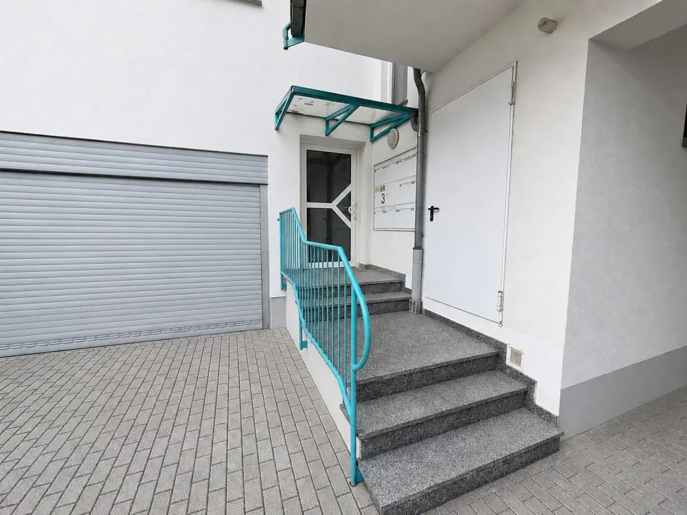 Helle 2-Zimmer-Wohnung mit Balkon & Garage in Toplage Bad Vilbel