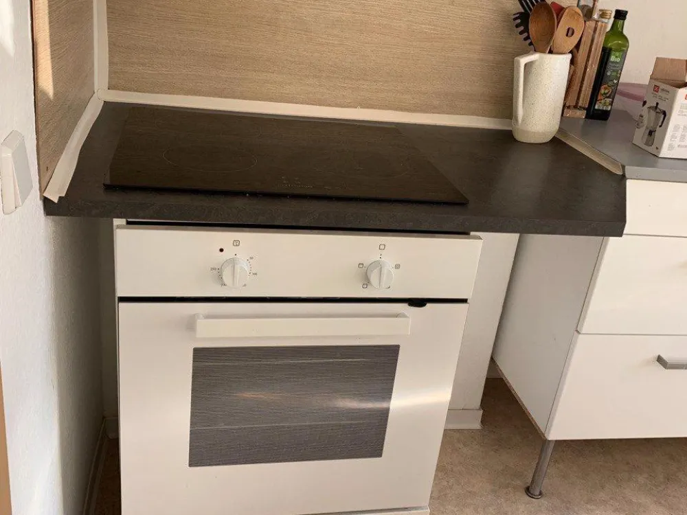 Möblierte 1 Zimmer Wohnung, 3+ monate (7 min zur S-bahn)