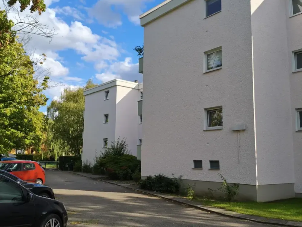 Wohnen mit Charakter: Kompakte 1,5-Zimmer-Wohnung in Berlin-Buckow