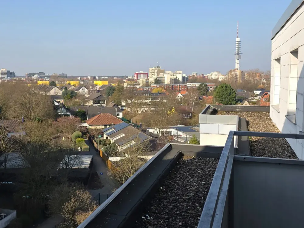 Stilvolles Penthouse mit Dachterrasse, Erstbezug nach Komplettsanierung, Nähe MHH