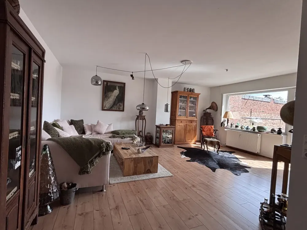 Spacious 3-Room Apartment with Balcony in BM-Glessen - Commission-Free