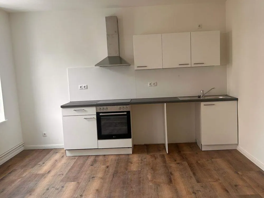 Komplett sanierte 3-Zimmer-Altbauwohnung mit offener Küche im Reiherstiegviertel am Hafenrand