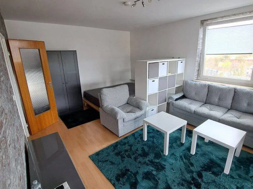 möblierte Einzimmerwohnung mit einmaligen Ausblick