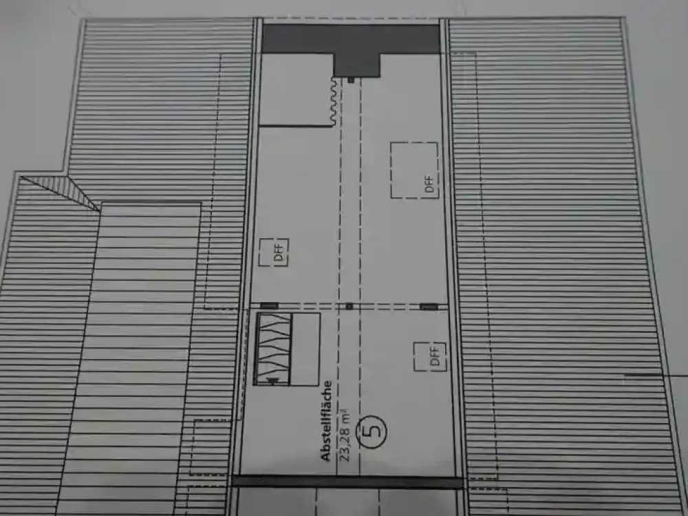 Dachgeschosswohnung mit 2 Zimmern in Krefeld