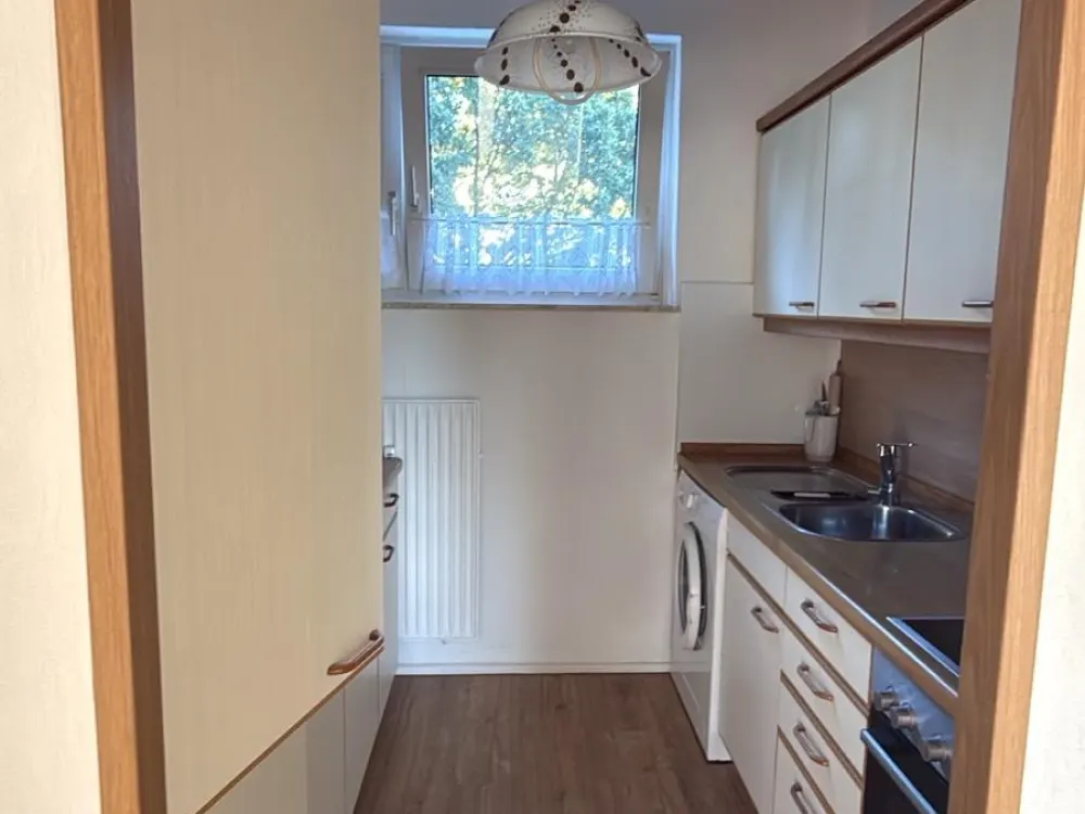 First Occupancy After Complete Renovation: Modern 3-Room Apartment with Balcony