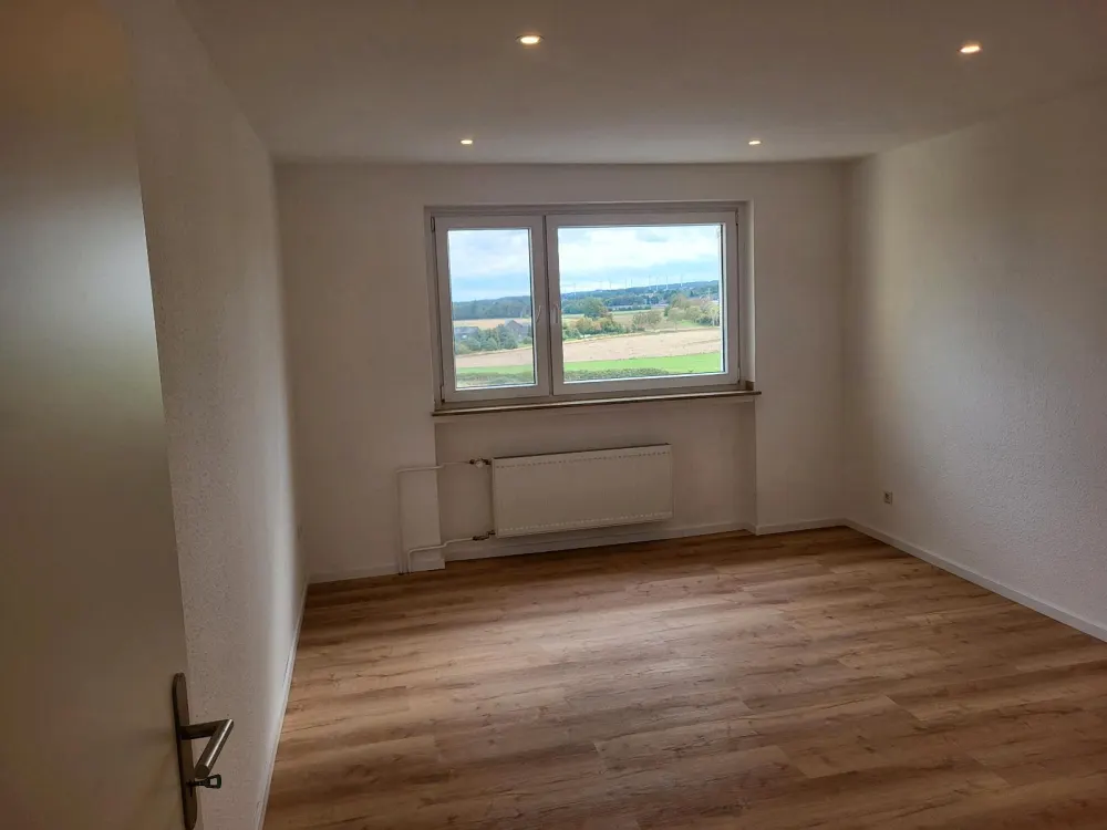 3-Zimmer-Wohnung in City-Nähe - Erstbezug nach Kernsanierung.
