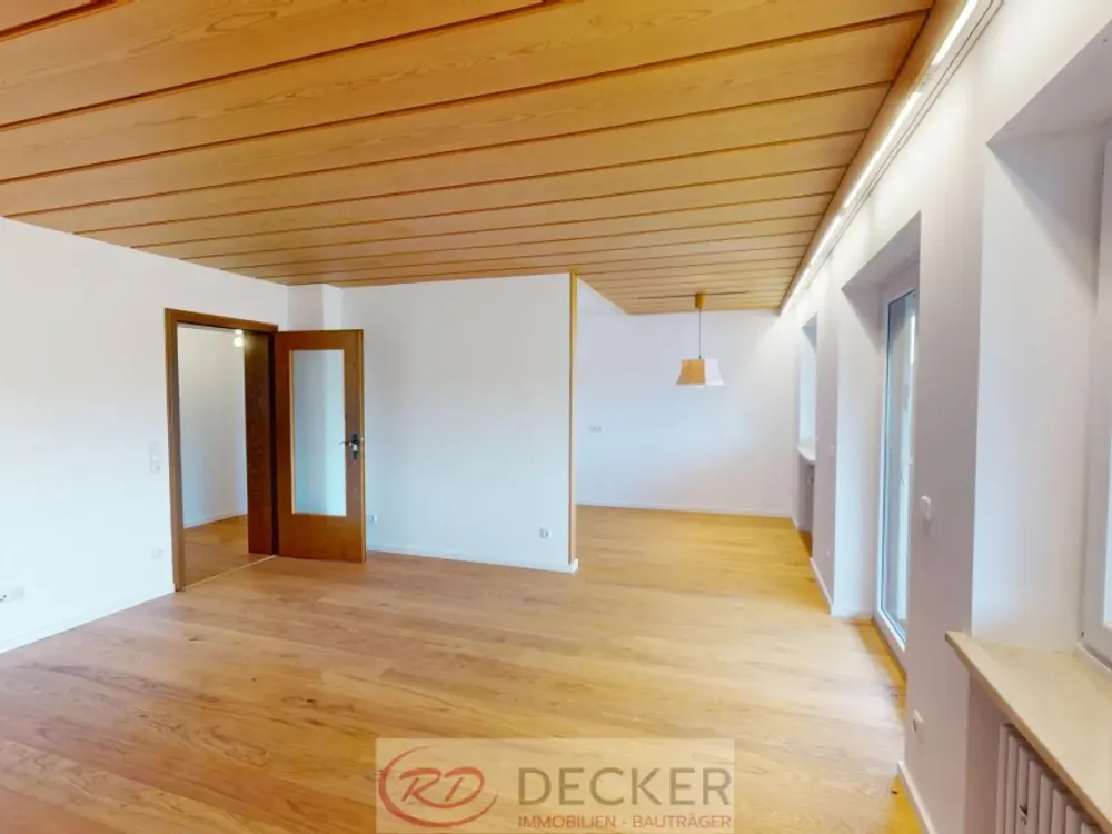 Feierabend in der Sonne: 3 Zimmer, modernisiert, München-nah ++Decker Immobilien++