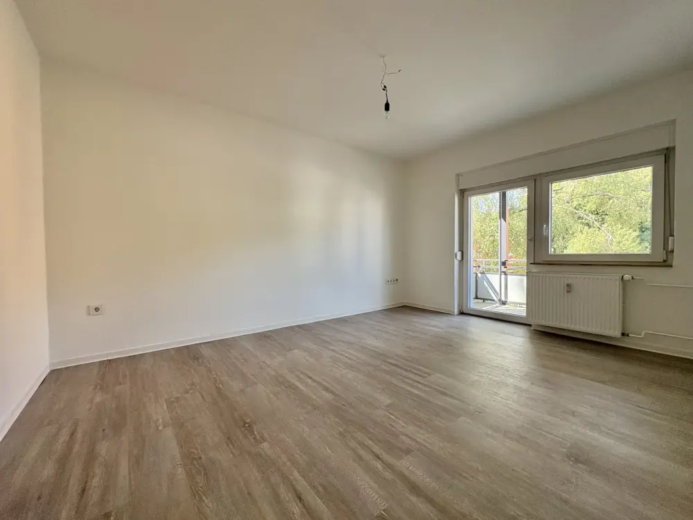 Frisch renovierte 3-Zimmer-Wohnung mit Dusche