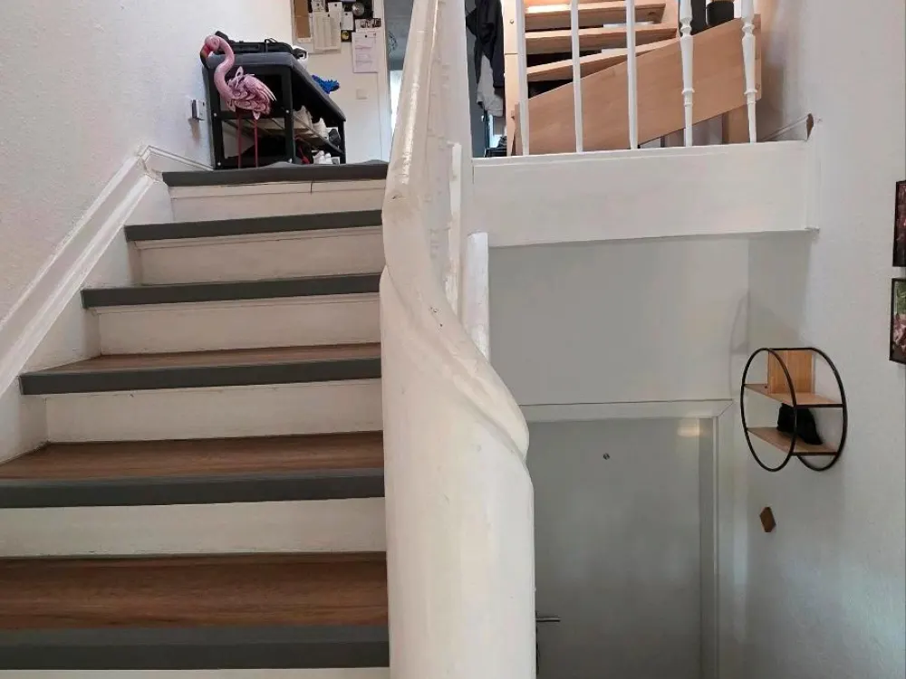 2,5 Zimmer DG-Wohnung mit ca. 52 qm² und ausgebautem Spitzboden
