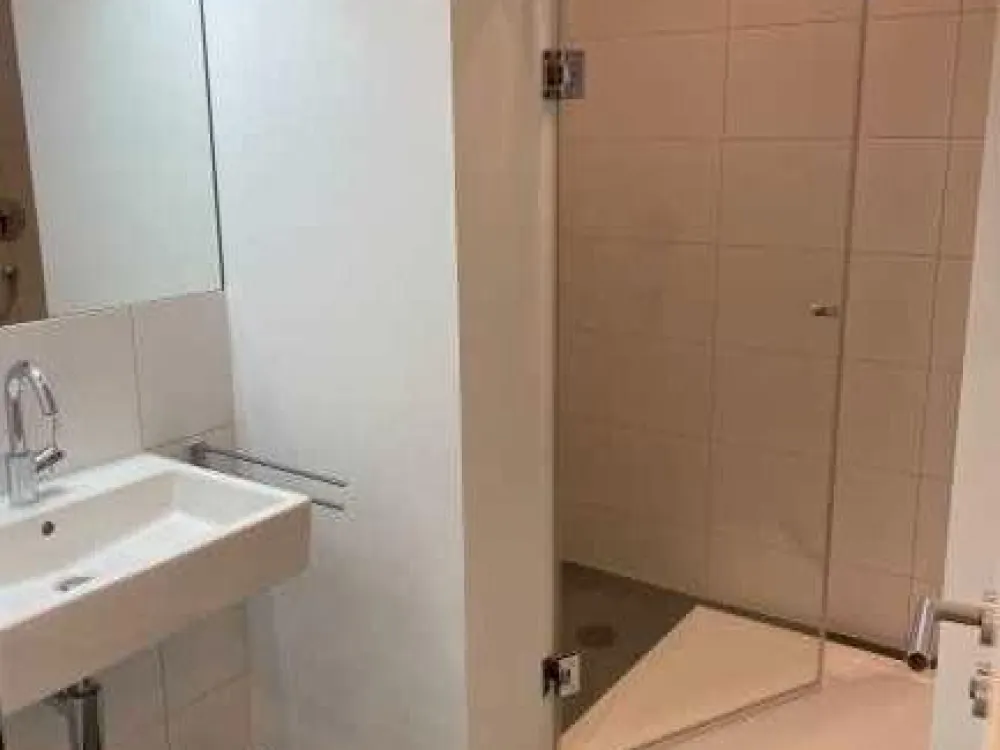 2 Zimmer Stadtwohnung hochwertig, hell mit Top-Anbindung