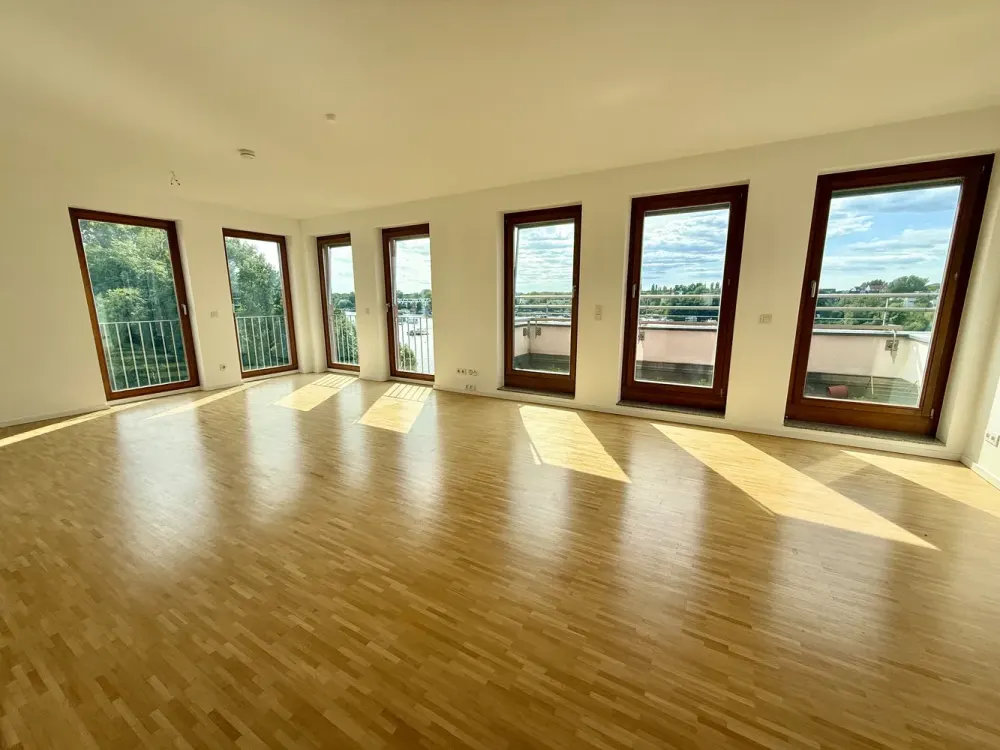 Maisonette mit Wasserblick & Dachterrasse & Südbalkon