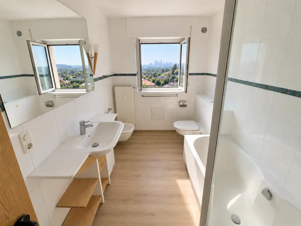 Living with Character: 4-Room Apartment in Bergen-Enkheim