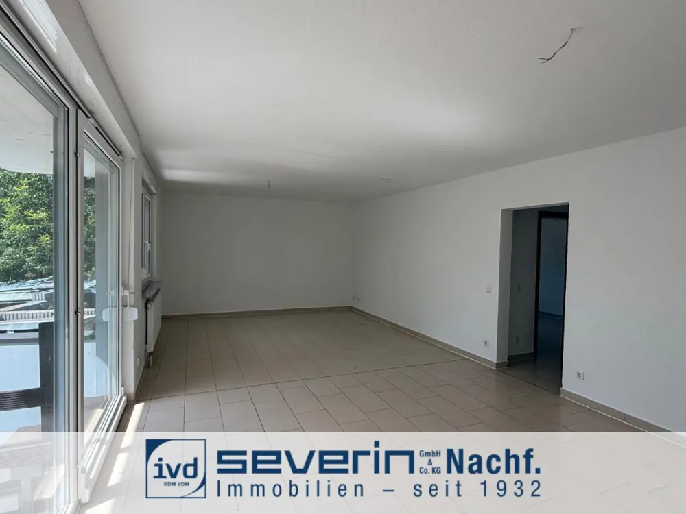Attraktive 2 Zimmer Wohnung mit großen Räumen