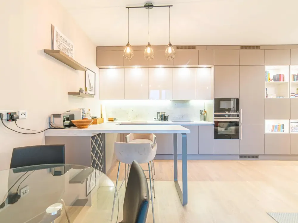 Luxurious 2 room new build with balcony in Wilmersdorf