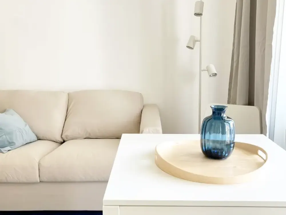 furnished studio apartment with a balcony in a new building in the heart of Lichtenberg