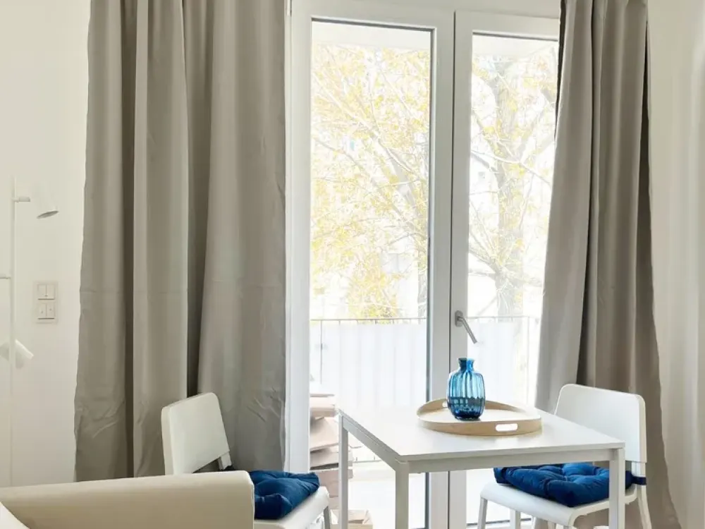 furnished studio apartment with a balcony in a new building in the heart of Lichtenberg