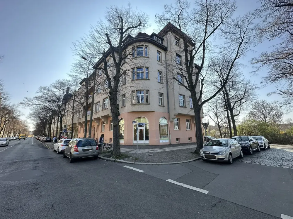 1 Monat kaltmietfrei - Schöne 4-Zimmer-Wohnung mit Tageslichtbad, Badewanne, Balkon in Gohlis-Mitte