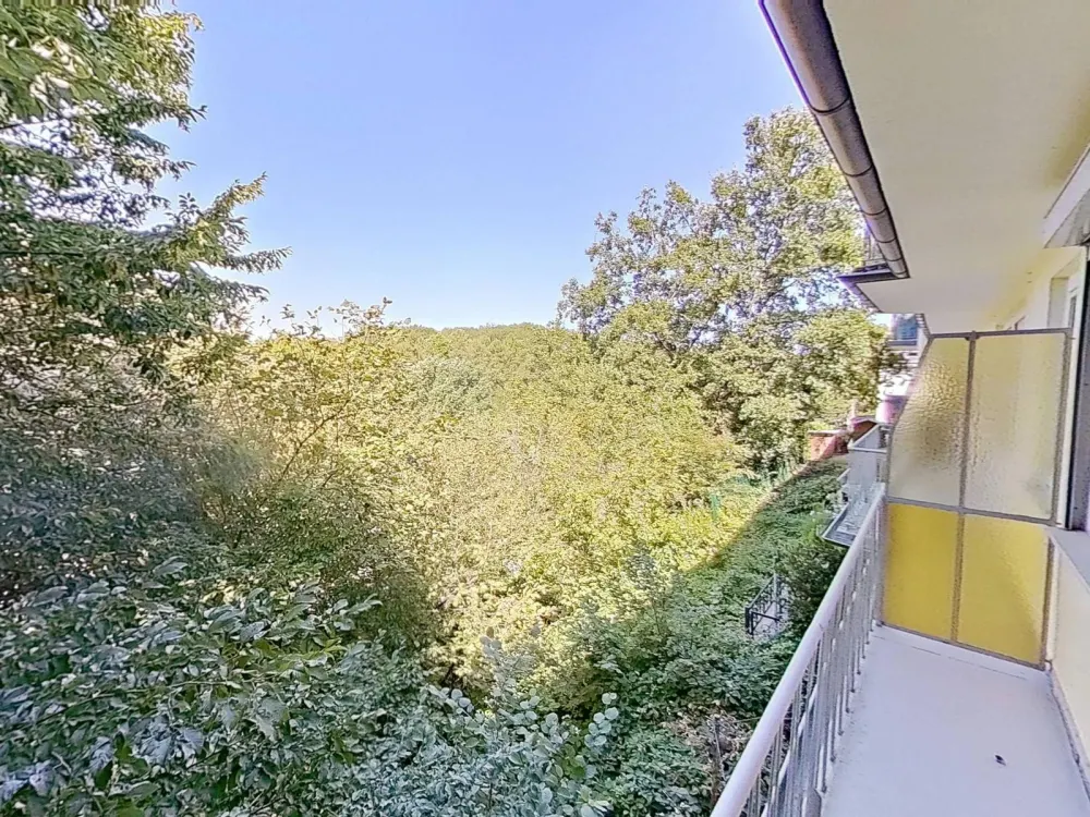 Familienfreundliche 3-Zimmer-Wohnung inkl. Balkon, umfangreich renoviert in Heiligenhaus
