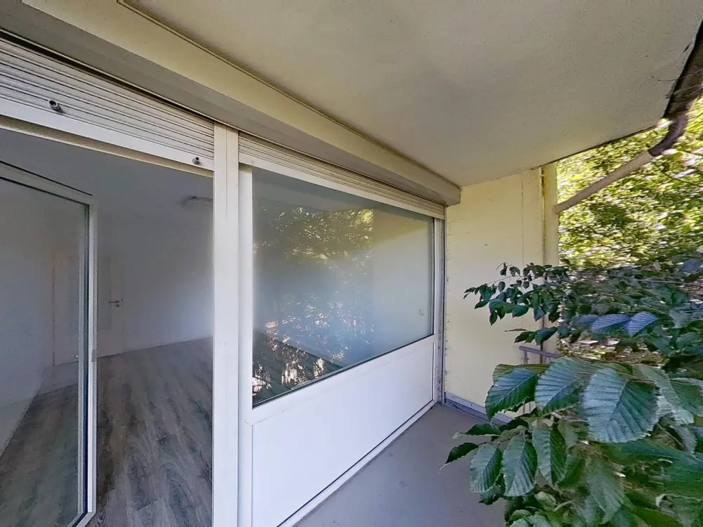 Familienfreundliche 3-Zimmer-Wohnung inkl. Balkon, umfangreich renoviert in Heiligenhaus
