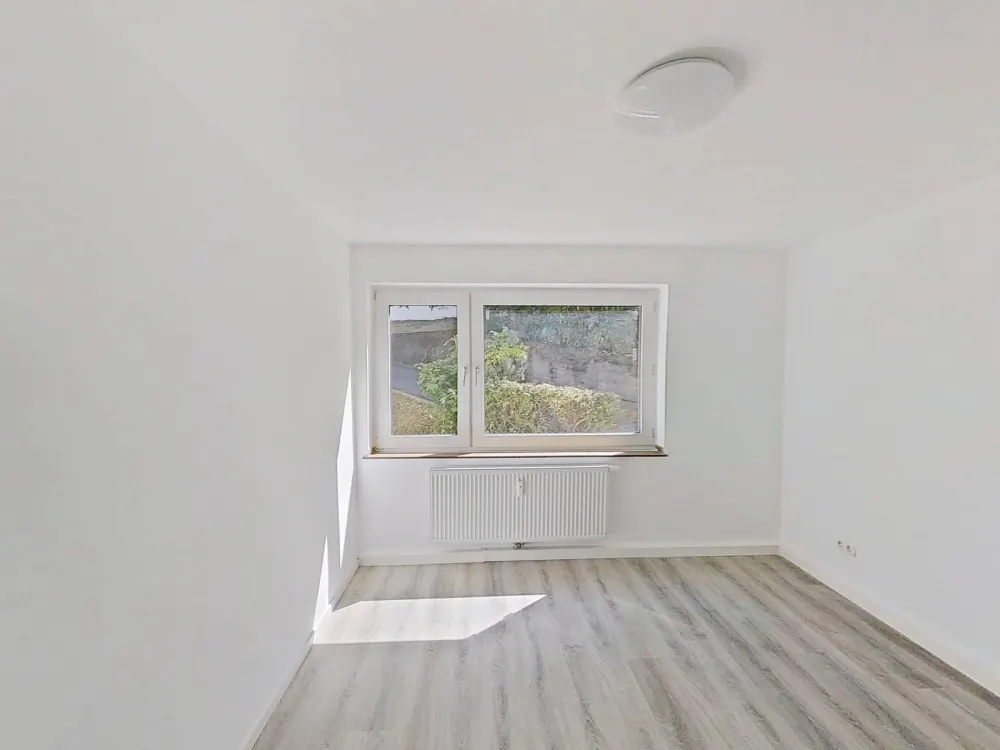 Familienfreundliche 3-Zimmer-Wohnung inkl. Balkon, umfangreich renoviert in Heiligenhaus