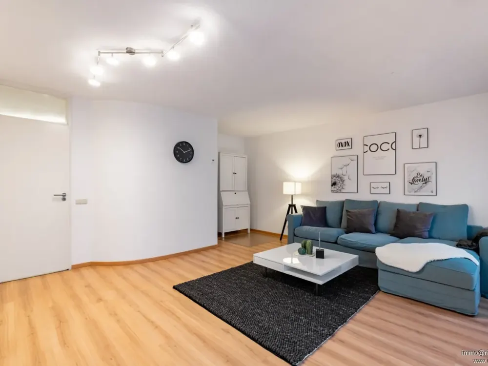 Welc(H)ome® by RIDA FLATS, Hürth-City! All in plus! Garten + TG + WIFI