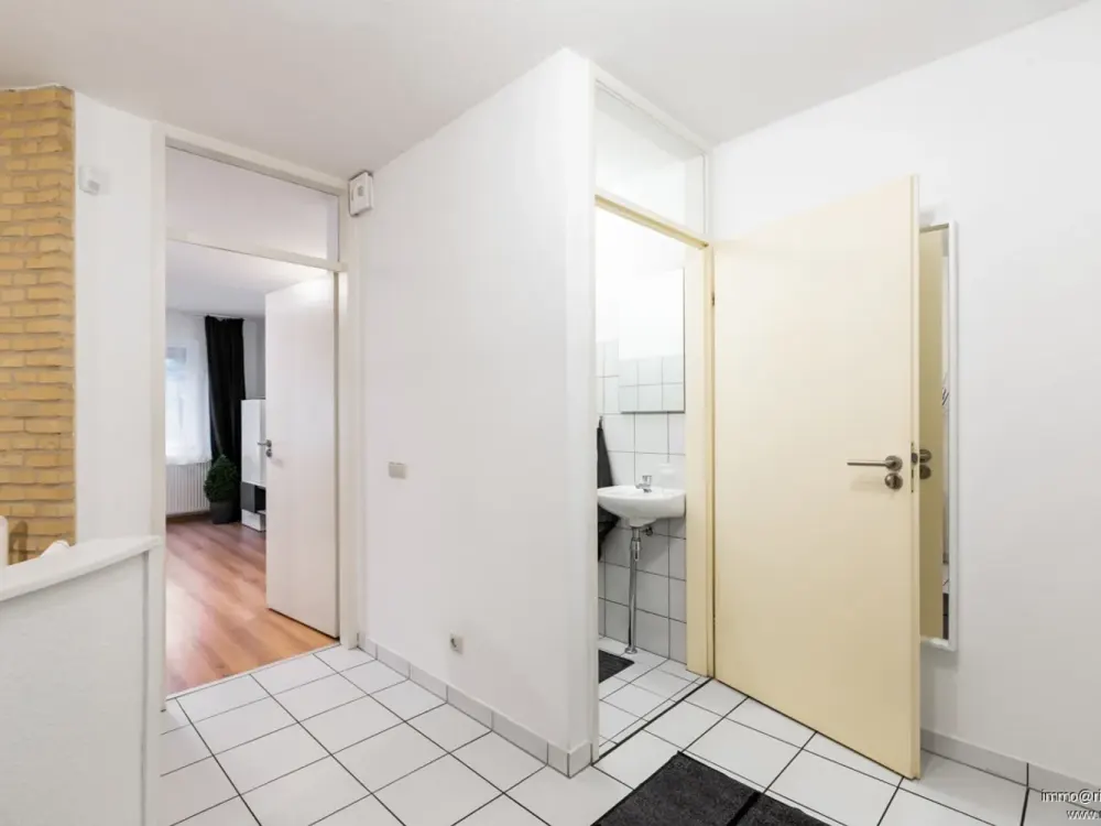 Welc(H)ome® by RIDA FLATS, Hürth-City! All in plus! Garten + TG + WIFI