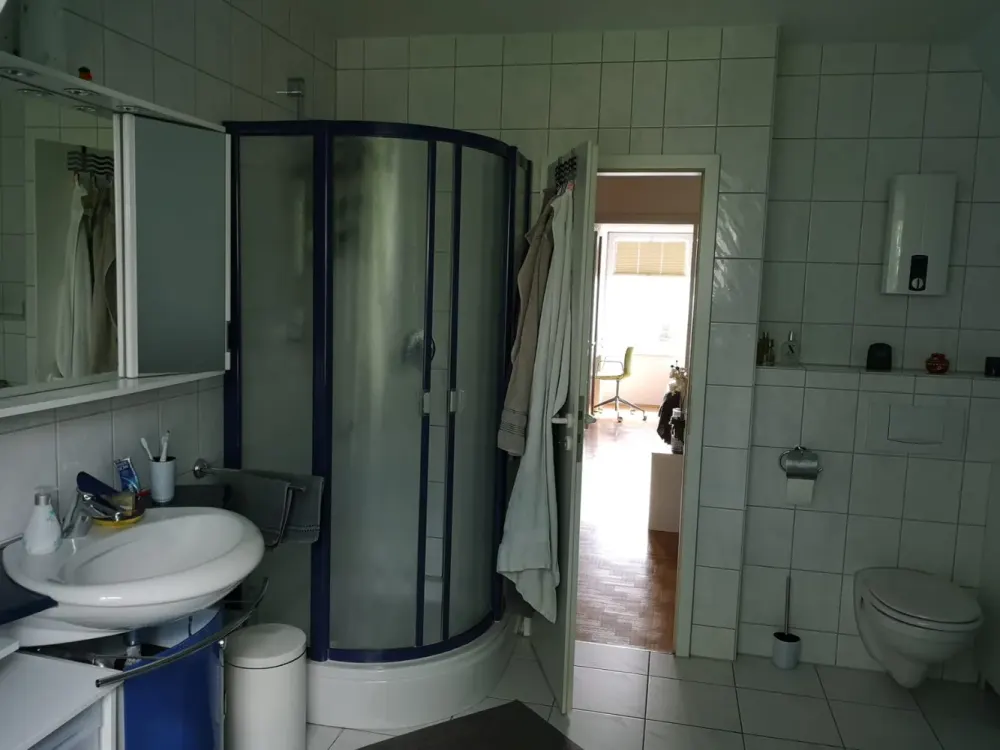 Exclusive, light-flooded 2.5-room attic apartment with balcony in Frechen