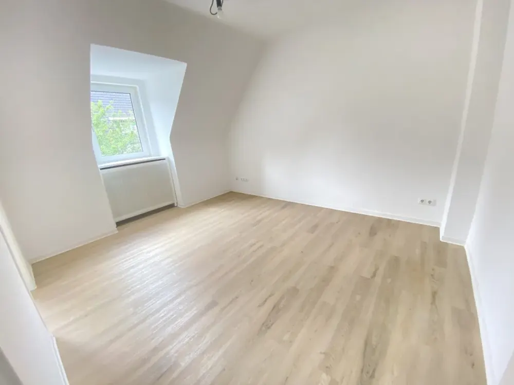 Schöne 2 Zimmerwohnung mit Esszimmer