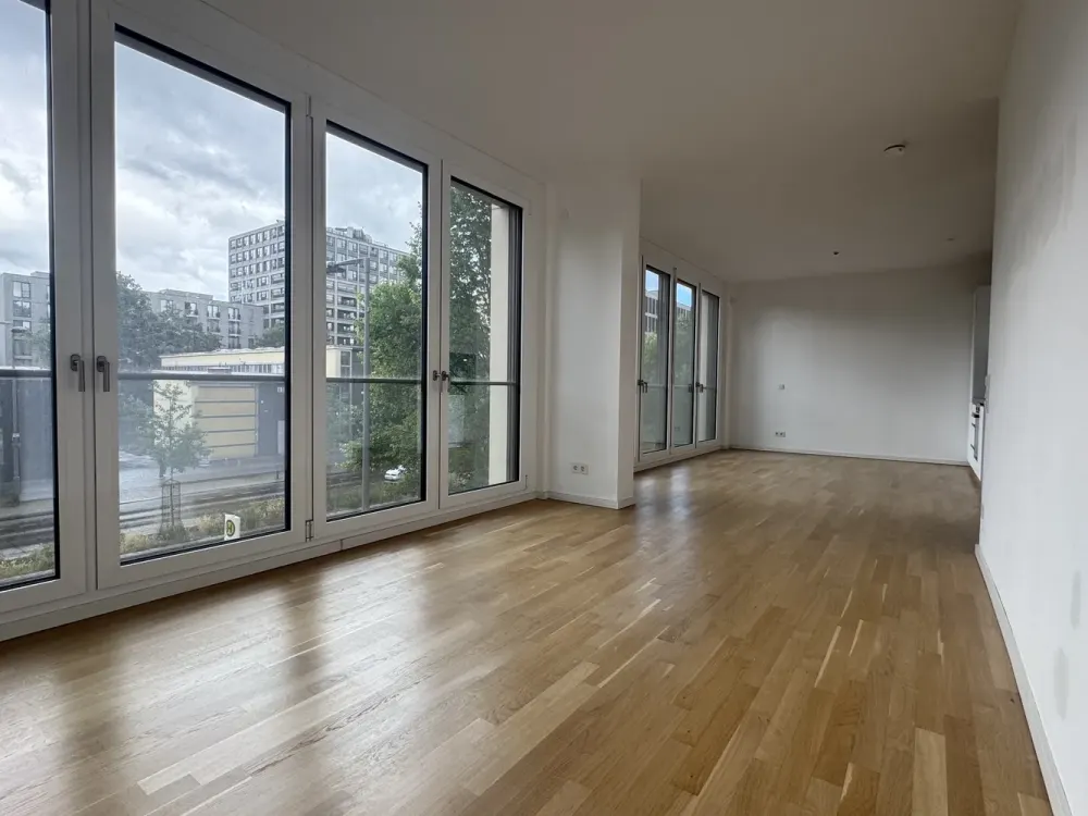 Willkommen in der EUROPACITY! Sonnige 3-Zimmerwohnung mit Balkon und EBK